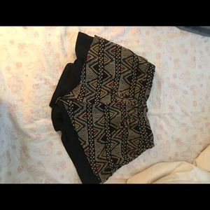 BCBG shorts with pockets!